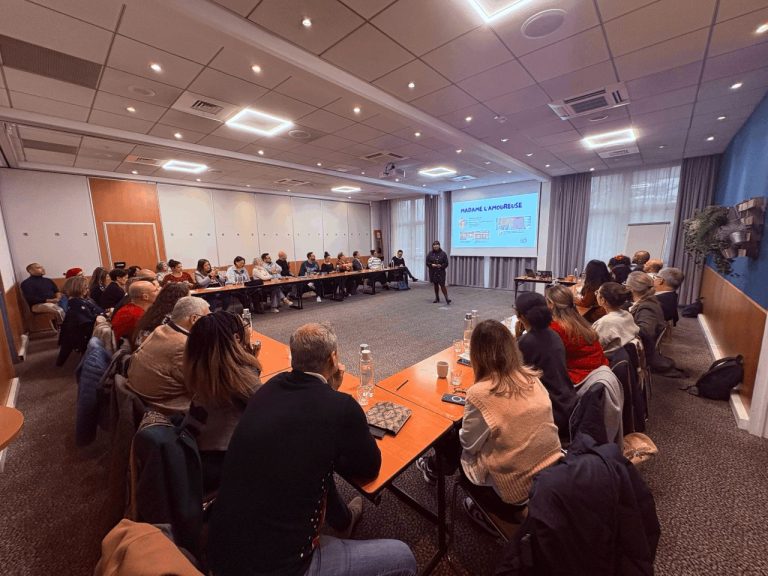 Conférence lors d'un Morning Business PALAR